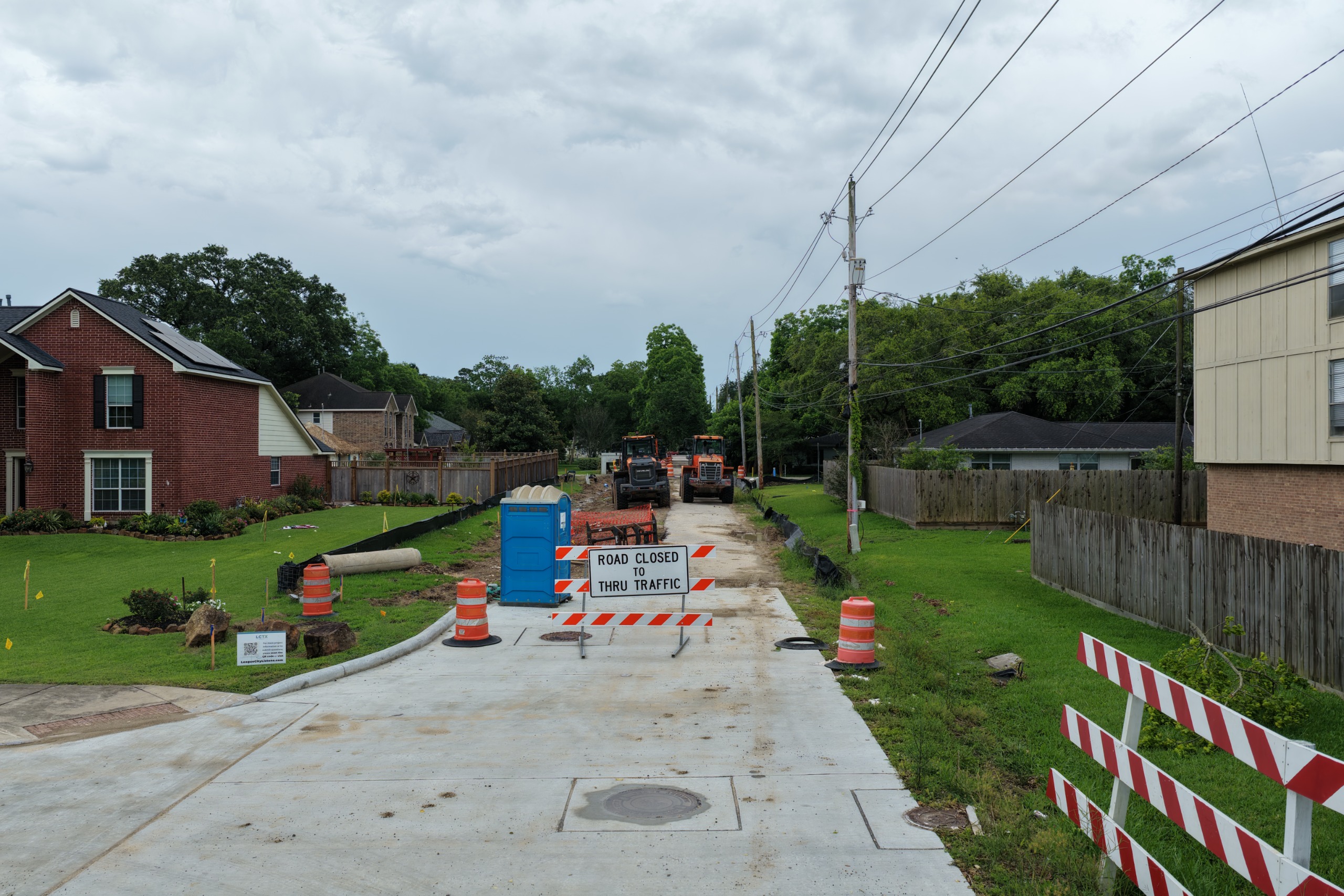Image of road closure facing east on Wisconsin Avenue 